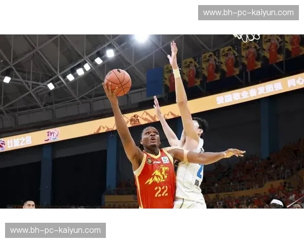 沪浙巅峰对决:CBA赛场上的恩怨情仇与篮球荣光 沪浙巅峰对决:CBA赛场上的恩怨情仇与篮球荣光